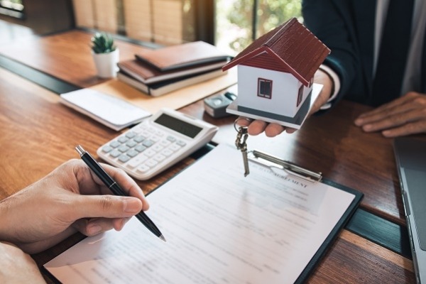 Est-il encore intéressant d’acheter un bien immobilier malgré la hausse des taux ?